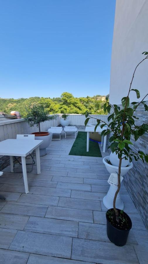 Me Besito Bed & Breakfast Ari Exterior foto